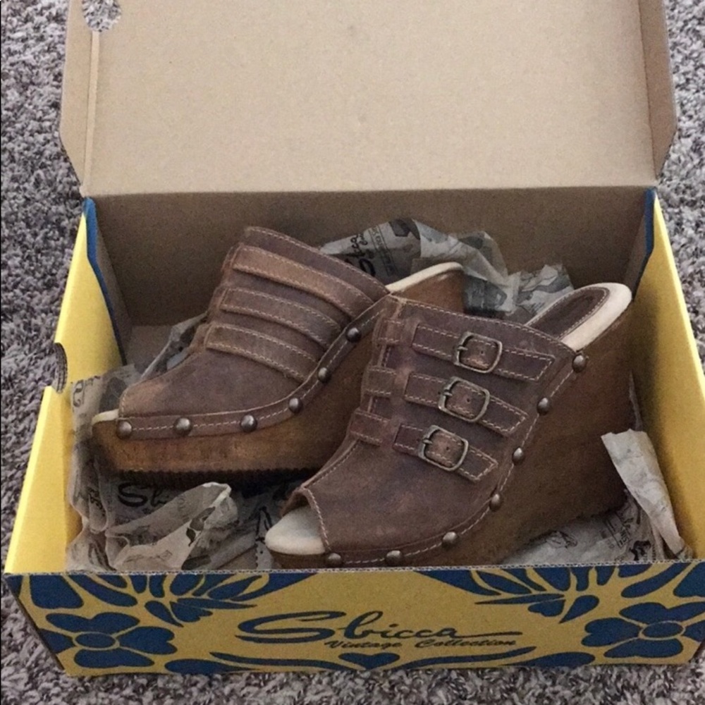 NWOT Wedges